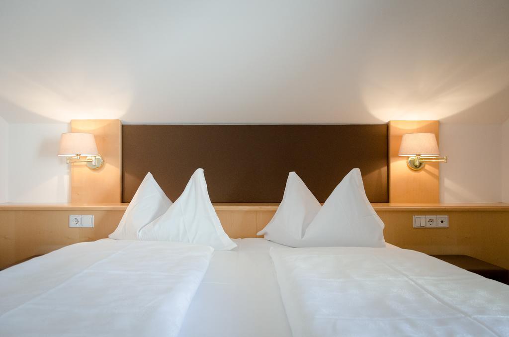 Tirolerin Garni Hotel Termeno Extérieur photo