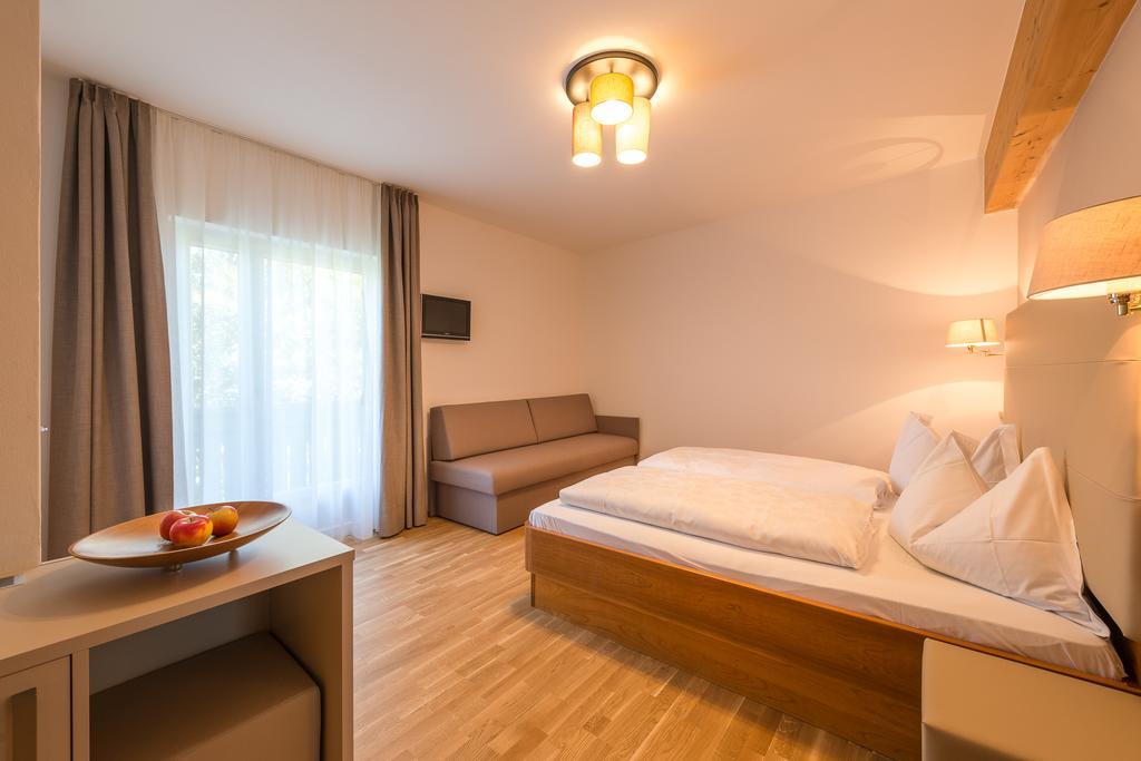 Tirolerin Garni Hotel Termeno Extérieur photo
